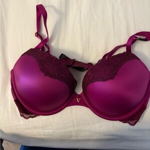 Victoria’s Secret push up bra